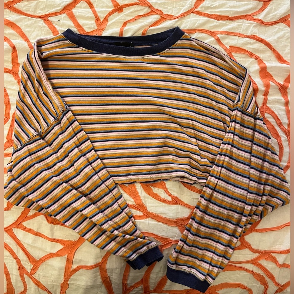 Urban outfitters cropped tee